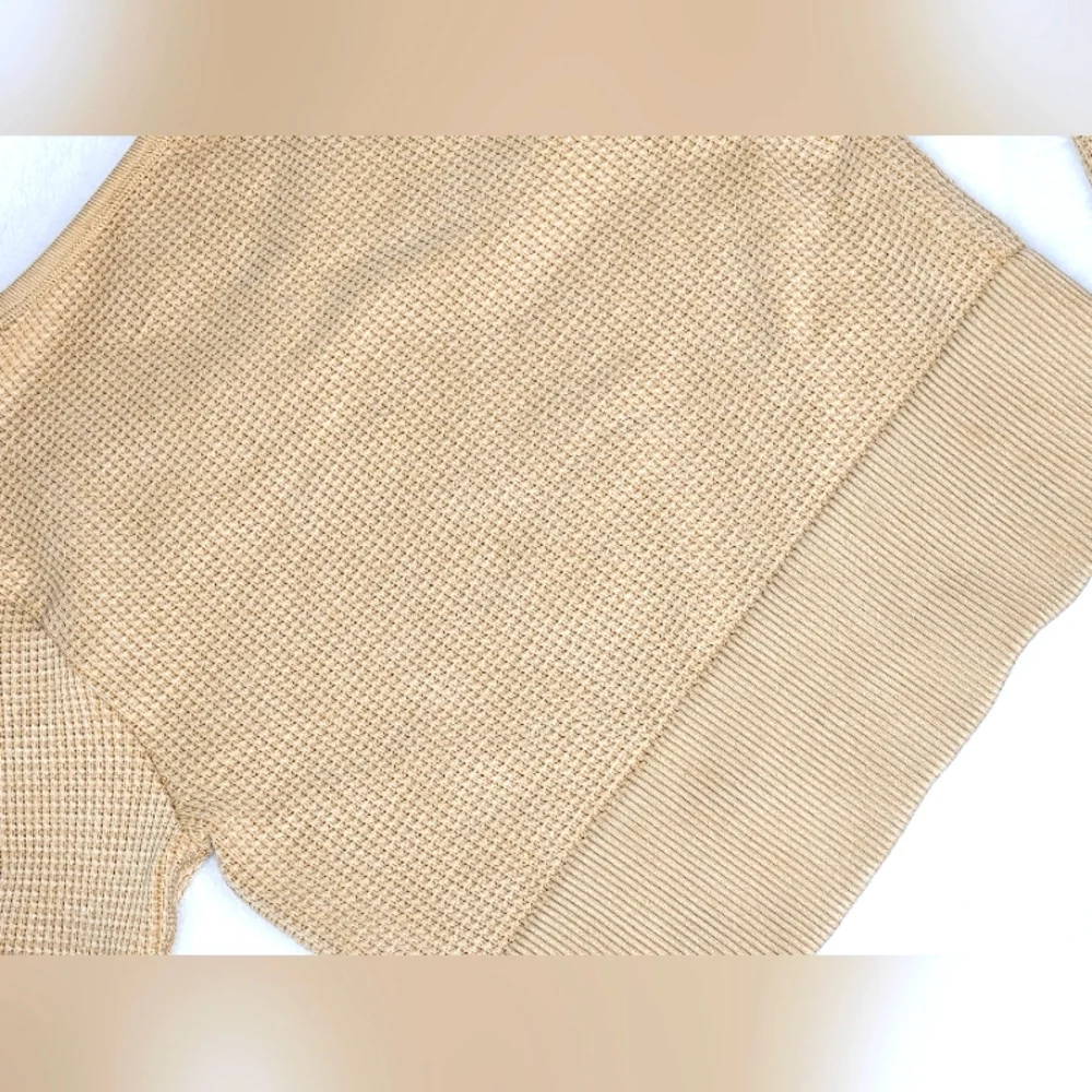 Juniors Long Sleeved Cropped Thermal Top